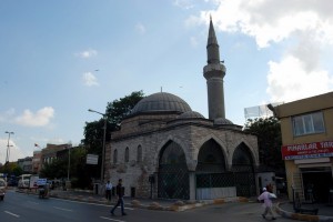 2007 yılında Yavuz Er Sinan Camii... Henüz Mtro Geçiş Köprüsü inşaatı başlamamış.