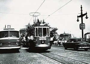 Tramvay Avrupa Yakası'nda son seferini yapıyor (Ağustos 1961)